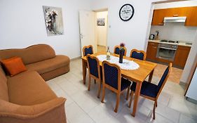 Apartments Bene